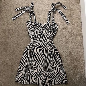 Missguided Cream Zebra Print Skater Dress